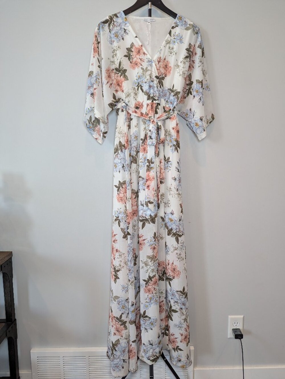 Baltic Born Women's Size M Floral Maxi Dress Kimono Sleeve Empire Waist Flowy
